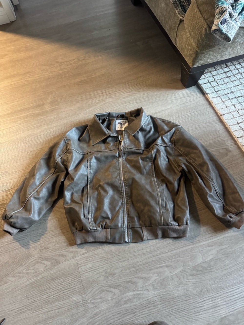 Princess Polly classic oversized bomber 
Washed brown style size US 2